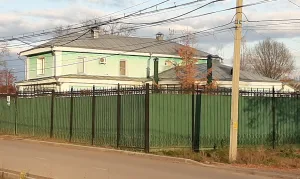 Дом основателя монастыря о. Варнавы (Выкса)