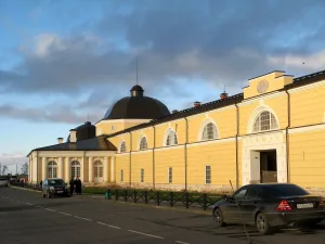 Главный корпус с биржей и северной башней (Архангельск)