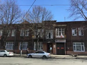 Здание водочно-ликёрного завода Резакова