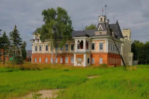 Жилой дом для инженеров (Красный Профинтерн)