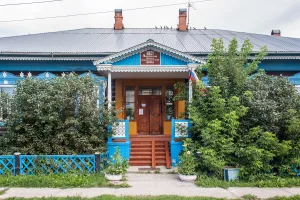 Здание школы (Меркушино)