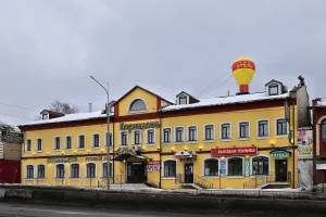 Доходный дом Корниловой, в котором по решению Советского правительства в период борьбы с беспризорностью был организован детский дом (Покров)