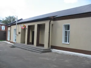 Флигель