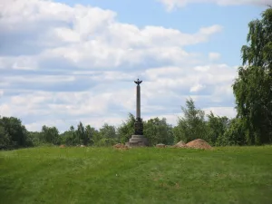 Памятник 2-й кирасирской дивизии генерал-майора И.М. Дуки (Семёновское)