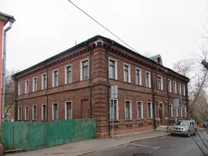 Дом-причта церкви во имя свт. Николая Чудотворца в Новом Ваганькове на Трёх горах