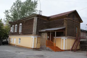 Дом, связанный с историей курганских большевиков (Курган)