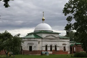 Приходская церковь архистратига Михаила (Сергеево)