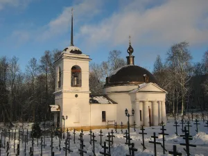 Колокольня кладбищенской церкви Сошествия Святого Духа (Сергиев Посад)