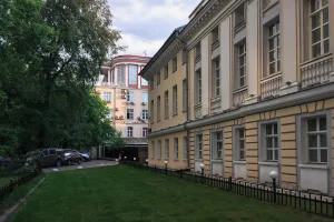 Дом Оболенских на Новинском бульваре