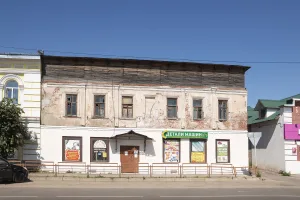 Дом жилой с магазином (Кимры)