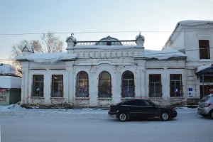 Дом Ноготковой с магазином (Великий Устюг)
