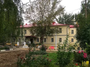 Дом служащих (Якиманка)