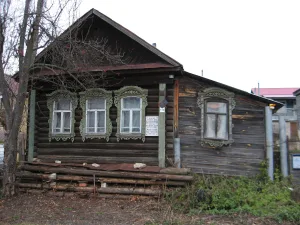 Дом, где в 1928-1961 гг. жил и работал художник-миниатюрист И.Н. Морозов (1884-1961) (Мстёра)