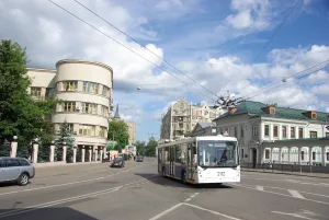 Новая Басманная улица 5 c1, Ограда