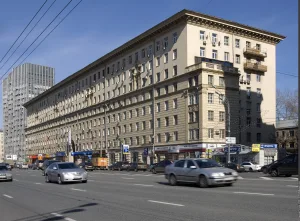 Дом Жолтовского на Ленинском проспекте