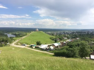 Никольская (Белая) гора, где явилась Чудотворная икона Николая Чудотворца (Сурское)