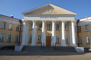 Главный корпус (Центральный район)