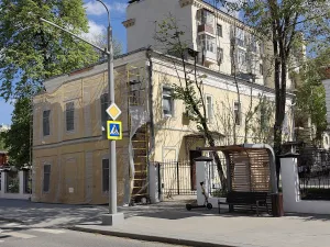 Дом причта церкви Святого Николая Чудотворца, что в Пупышах (Замоскворечье)