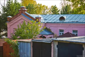 Офицерский флигель и канцелярия 1-й Уссурийской казачьей сотни (Хабаровск)