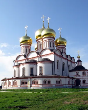 Успенский собор Иверского монастыря