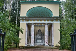 «Памятник любезным родителям» (Павловск)