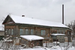 Дом, в котором родился и до 1958 г. жил дважды Герой Советского Союза летчик-космонавт В.Н. Кубасов (Вязники)