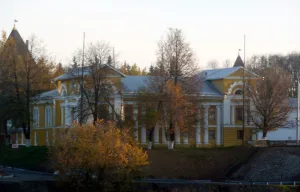 Здание бывшей духовной консистории (Ярославль)