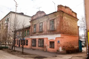 Жилой дом купца Д.Я.Соловьева (Курган)