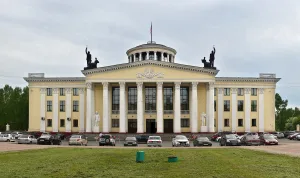 Дом культуры Нижнетагильского металлургического комбината