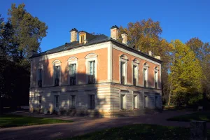 Дворец (Ломоносов)