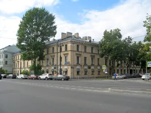Главное здание