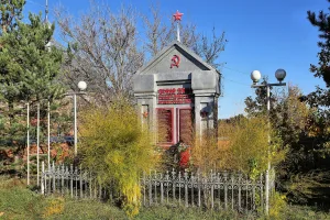 Обелиск (Чернцы)