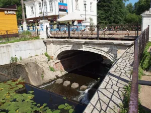 Мост на плотине (Кузьминки)