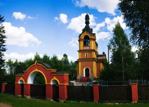 Храм Архангела Михаила (Красноселье)