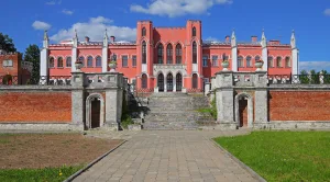 Лестница-терраса с подпорной стеной (Марфино)