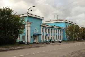 Здание Дома культуры моряков