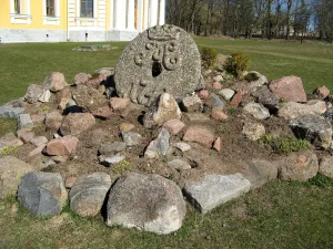 Памятный камень Миниха (Гостилицы)