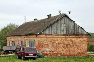 Конюшня (Варварино)