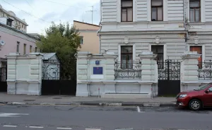 улица Бахрушина 17 c1 ограда