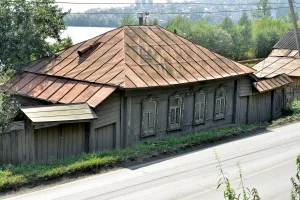Жилой дом (Златоуст)