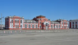 Старое здание вокзала Барнаул