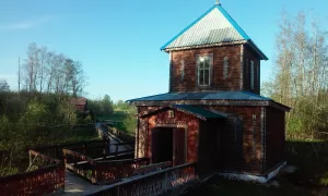 Часовня надкладезная (Маслово)