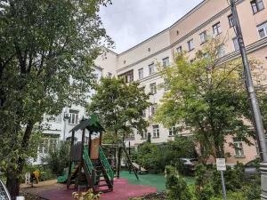 Ансамбль доходных владений на Малой Ордынке (Замоскворечье)