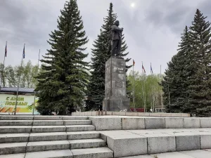 Памятник В.И. Ленину (Озёрск)