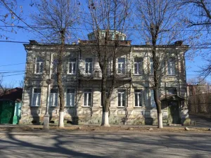 Дом Поповых