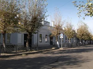 Торговые лавки усадьбы Мостовского (Улан-Удэ)
