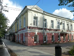 Жилой дом купца П.П. Варгина (Гатчина)