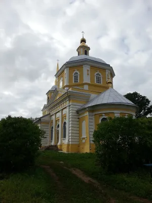 Благовещенский храм (Порожки)