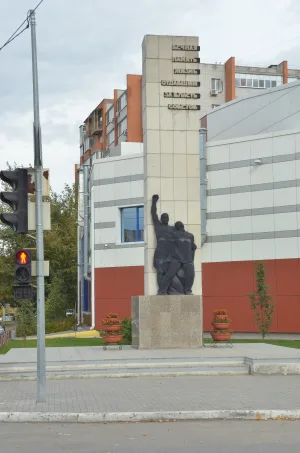 Братская могила жертв колчаковского террора (Тюмень)