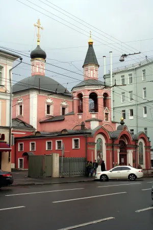 Храм великомученика Георгия Победоносца в Старых Лучниках
